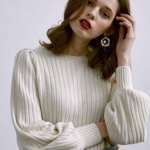 White Puff Knitwear